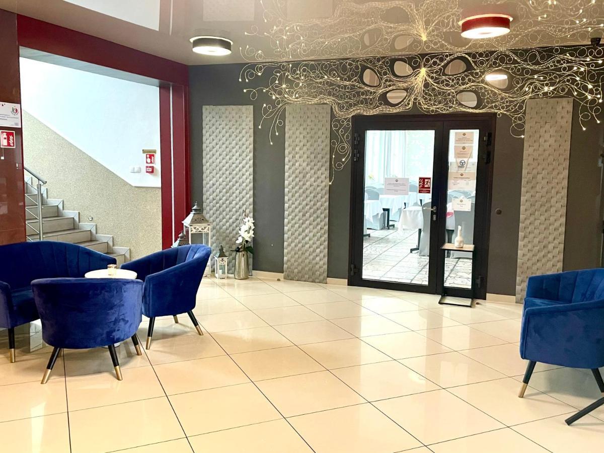 Gwarek Centrum Wypoczynkowe 우스트론 외부 사진