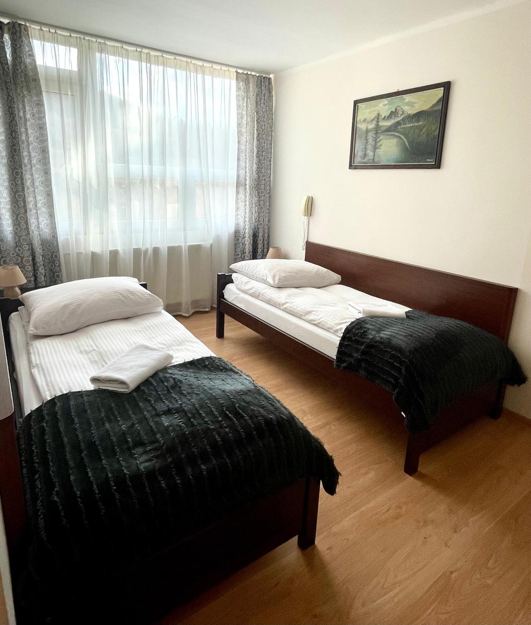 Gwarek Centrum Wypoczynkowe 우스트론 외부 사진