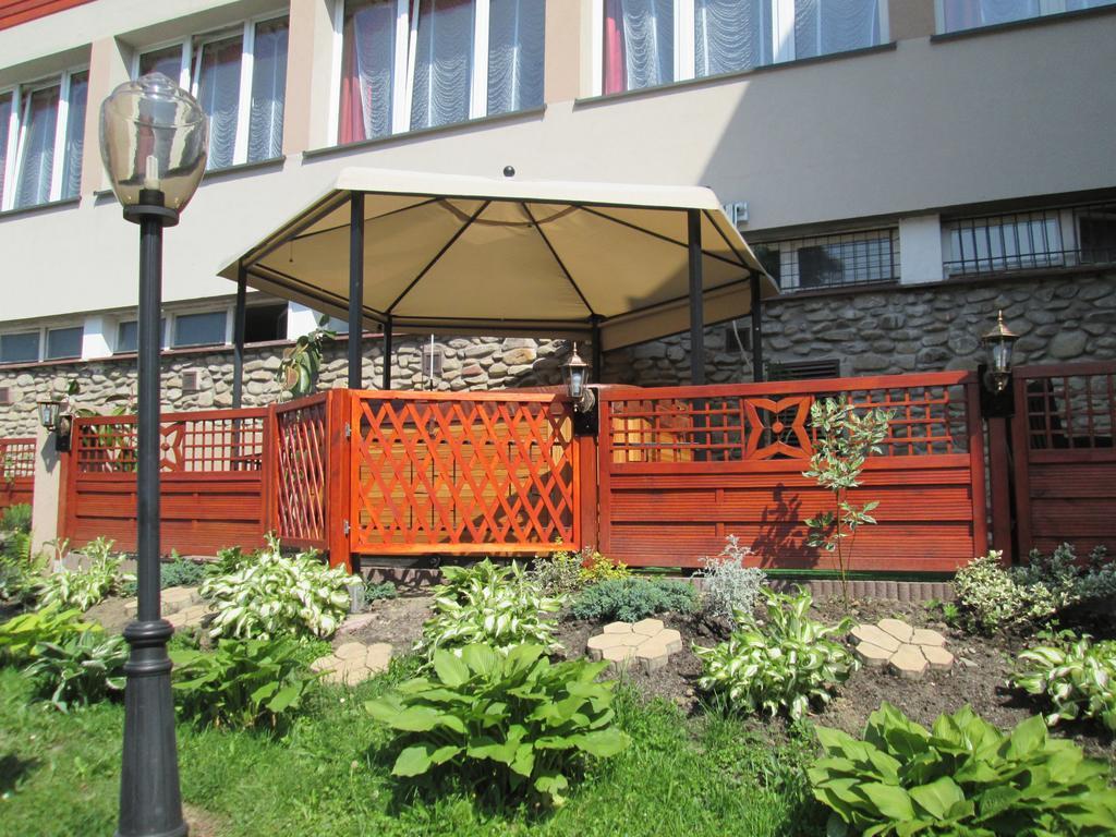 Gwarek Centrum Wypoczynkowe 우스트론 외부 사진